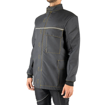chaqueta negra de protección industrial para soldadura 